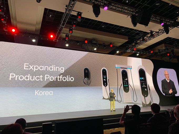 GDVifZNXsAEeo7i_result