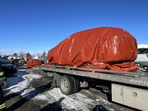 Ô tô điện Jaguar phát hỏa khi đang sạc pin trong gara, gây cháy nhà 391067