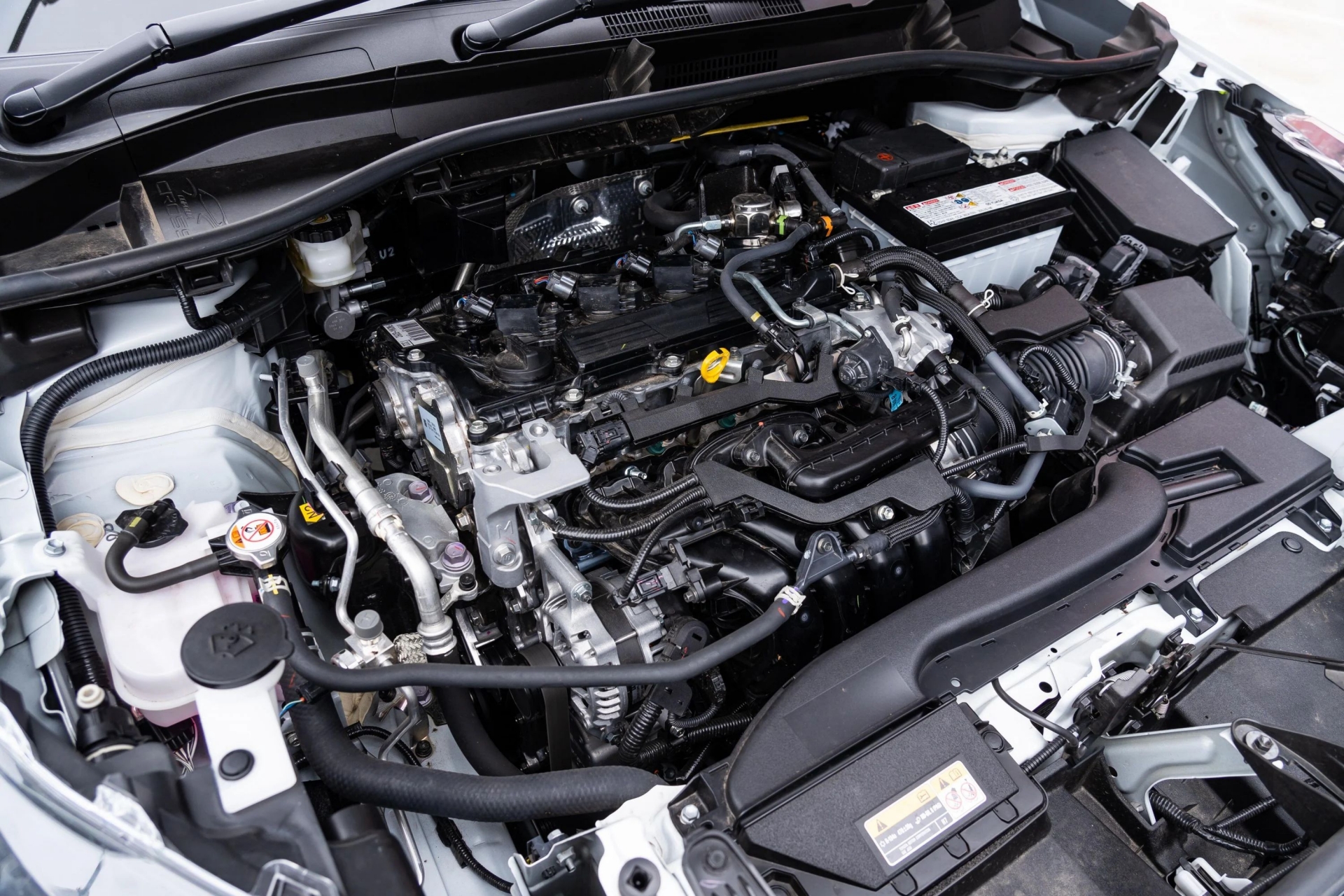 Toyota Corolla Cross 2024 ‘rục rịch’ ra mắt thị trường Việt trong quý 2/2024, bổ sung thêm trang bị 394658