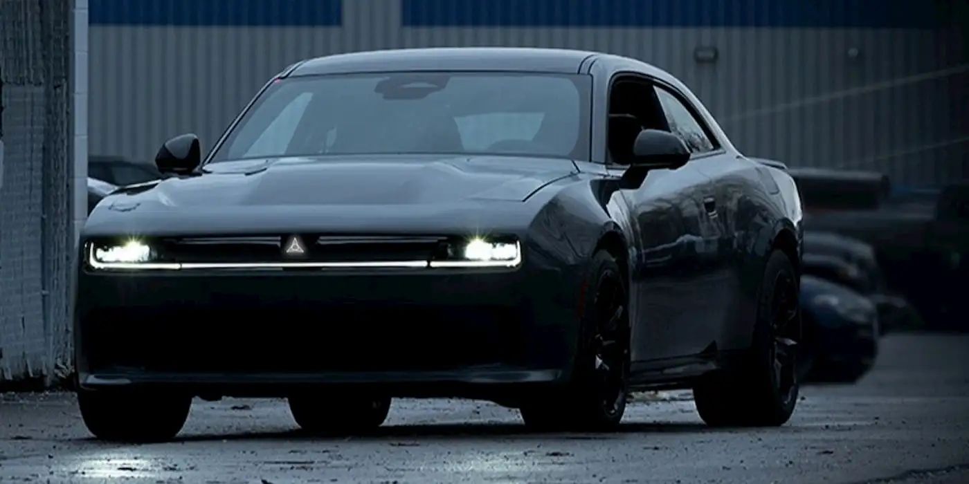 CEO tập đoàn ô tô lớn bậc nhất thế giới chỉ trích Tesla, cảnh báo giảm giá xe điện sẽ gây ra cuộc chiến ‘đẫm máu’ 395224