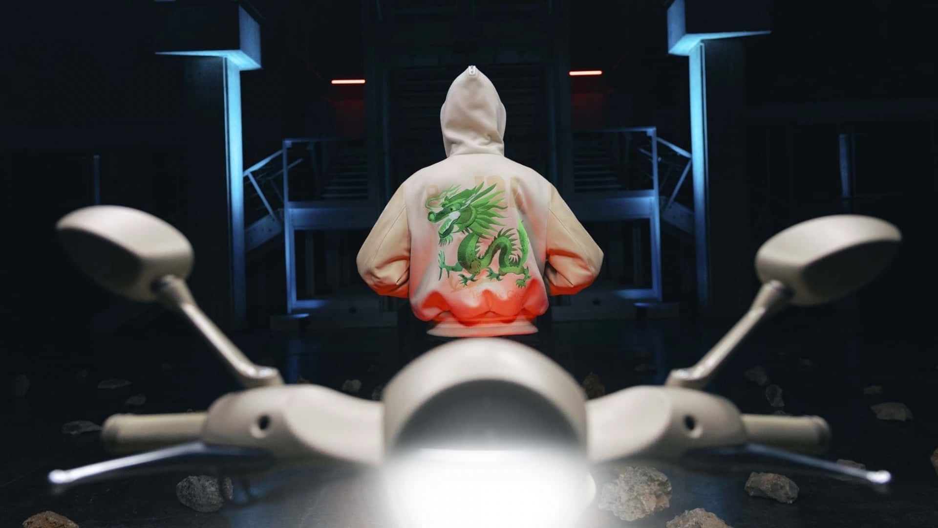 vespa-946-dragon-4-1705998720700706047408_result