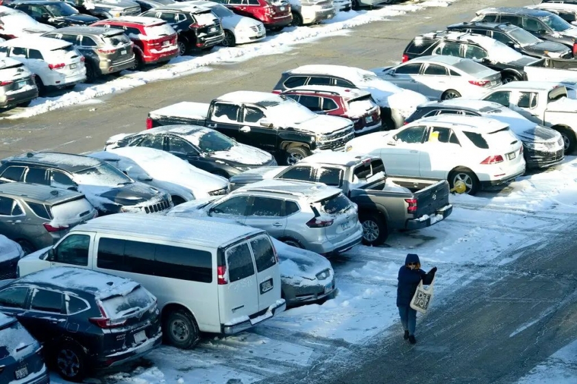 Thời tiết lạnh kỷ lục, nhiều chủ xe điện tại Mỹ ‘than trời’ vì pin yếu 396374