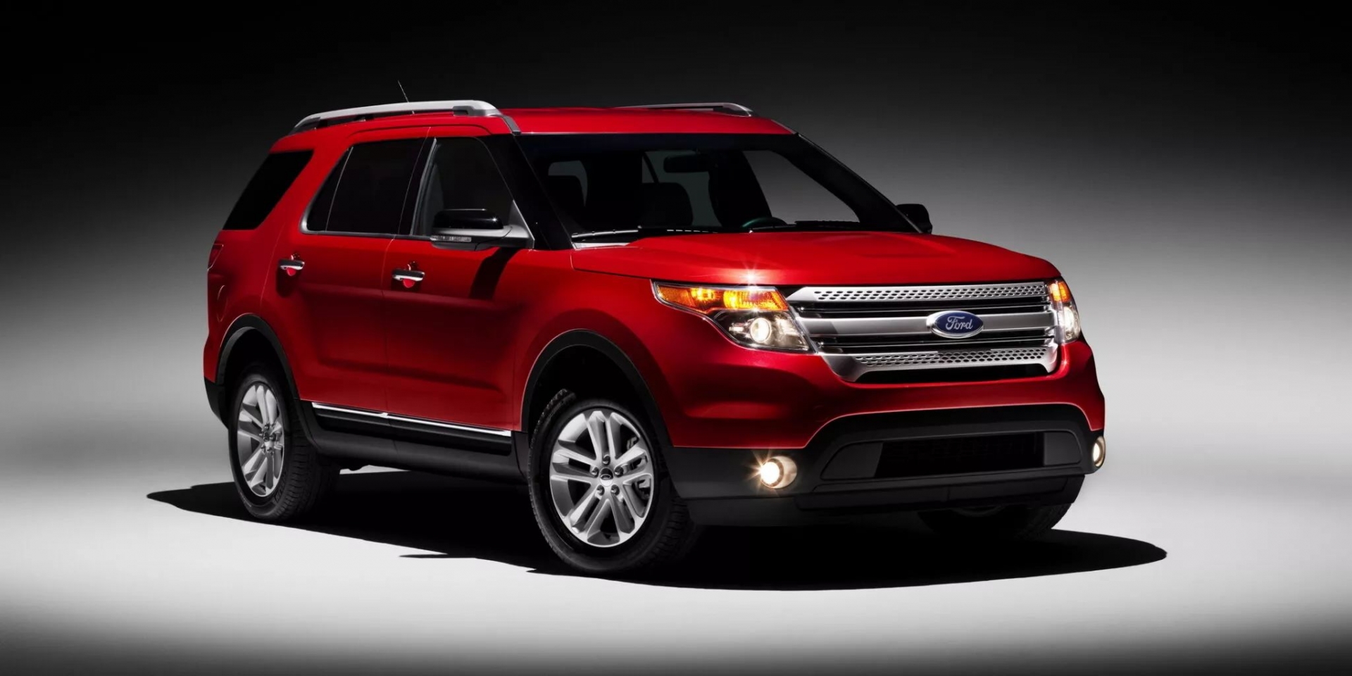 2011-Ford-Explorer-2048x1024_result
