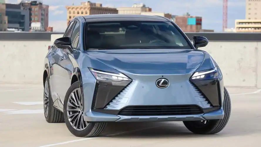 So sánh Genesis GV70 Electrified và Lexus RZ450e: Vì sao xe điện Hyundai tốt hơn Toyota? 397462