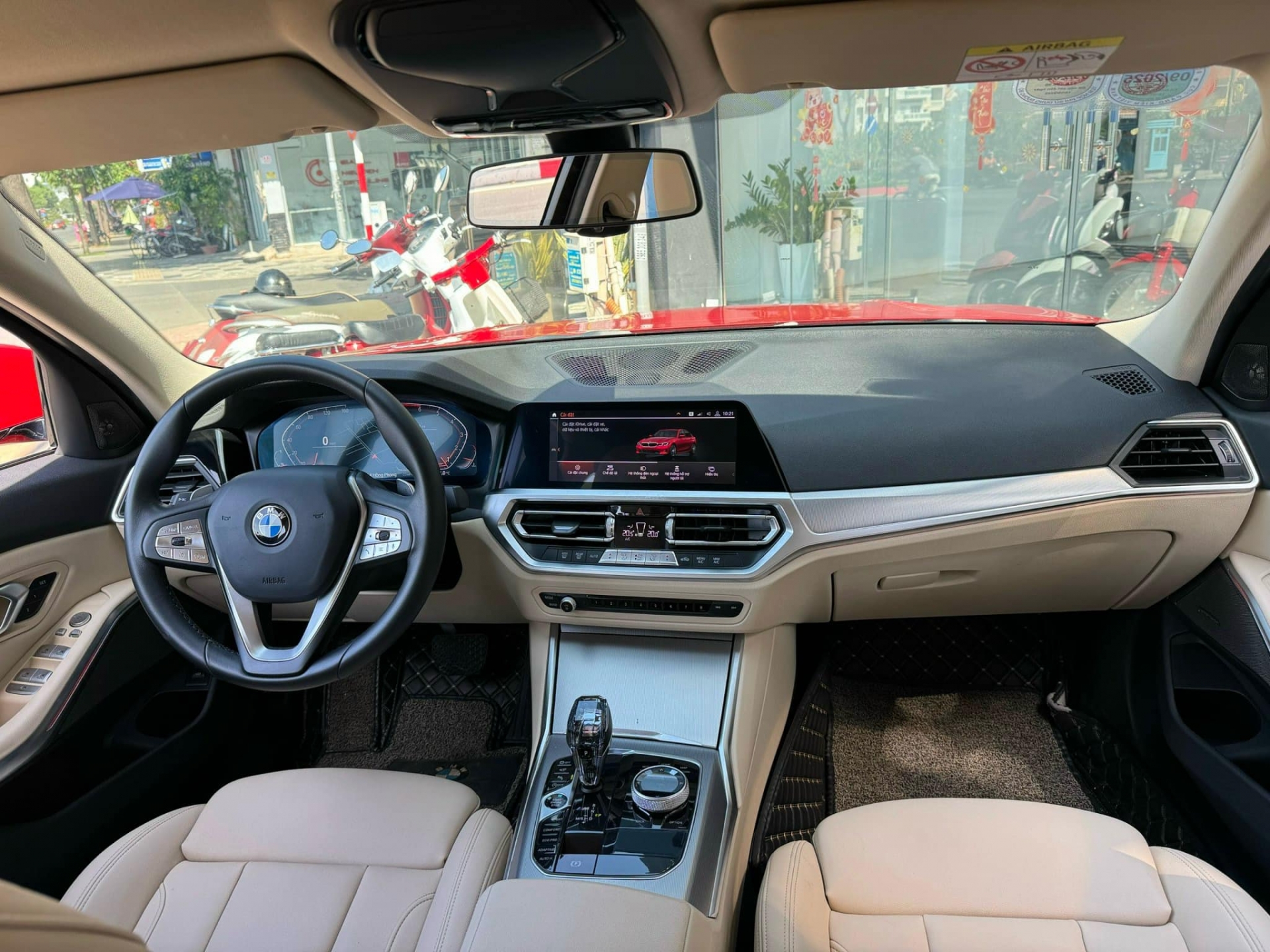 Xe sang BMW 320i Sportline Plus lăn bánh 62.000 km chào bán ‘lỗ’ hơn 1 tỷ đồng 397509