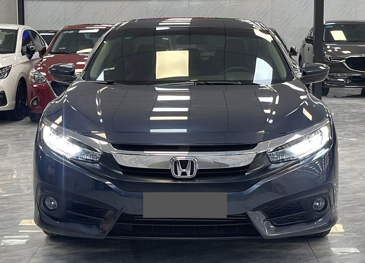 Sử dụng 5 năm, Honda Civic ‘full option’ mất giá ngang một chiếc Hyundai i10 401216