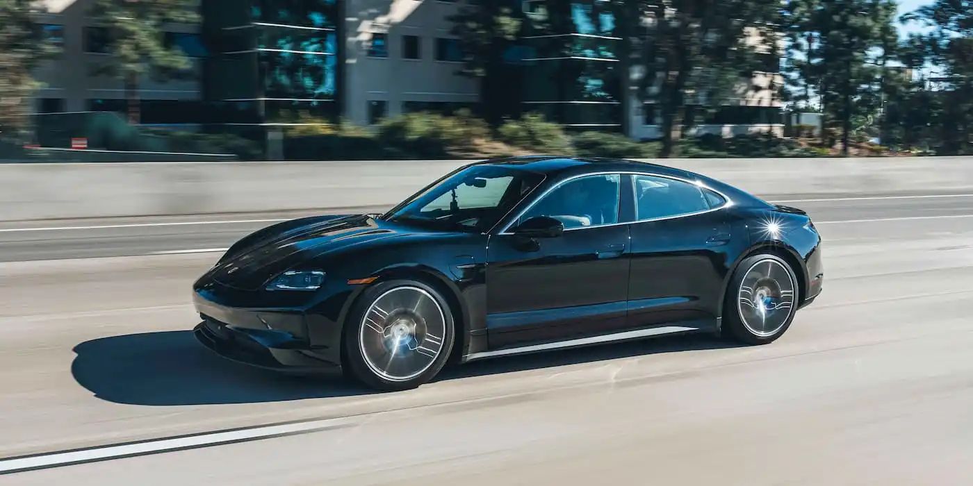 Porsche Taycan 2024 sẽ ra mắt trong vài ngày tới, tầm hoạt động tăng mạnh 402988