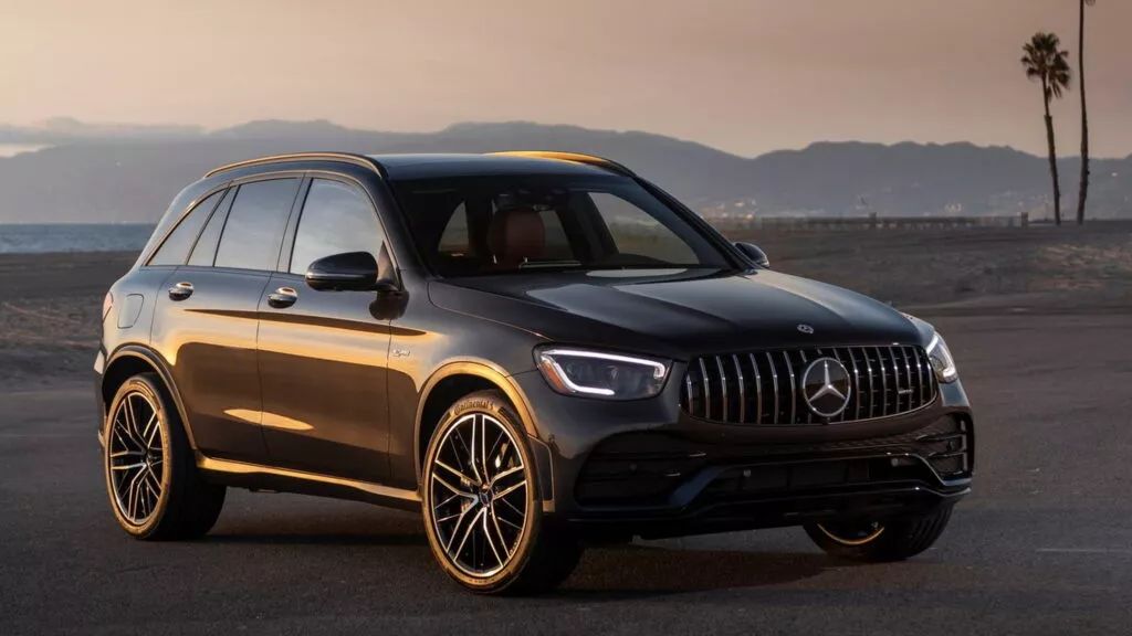 Mercedes-Benz-GLC43_AMG_4Matic-2020-1280-02-1024x576_result