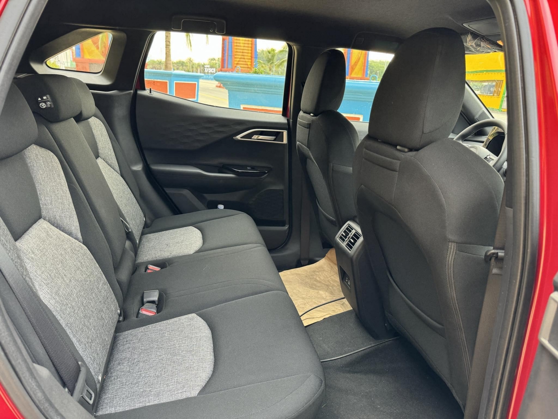 Ảnh thực tế Mitsubishi Xforce bản Exceed mới cập bến Việt Nam, giá 660 triệu đồng 409162