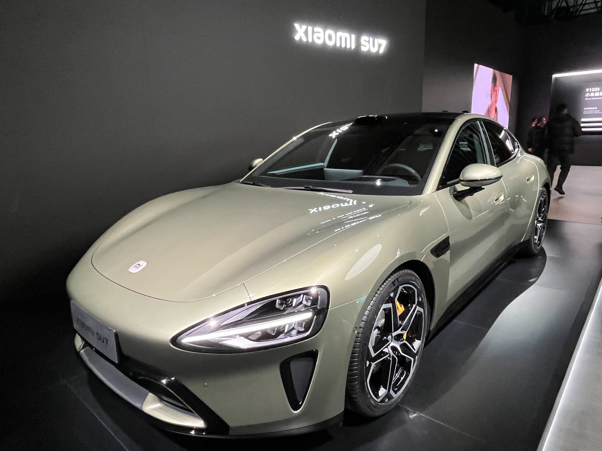 Ông lớn ngành smartphone Xiaomi ‘chơi tất tay’ với phân khúc xe điện hạng sang 412141