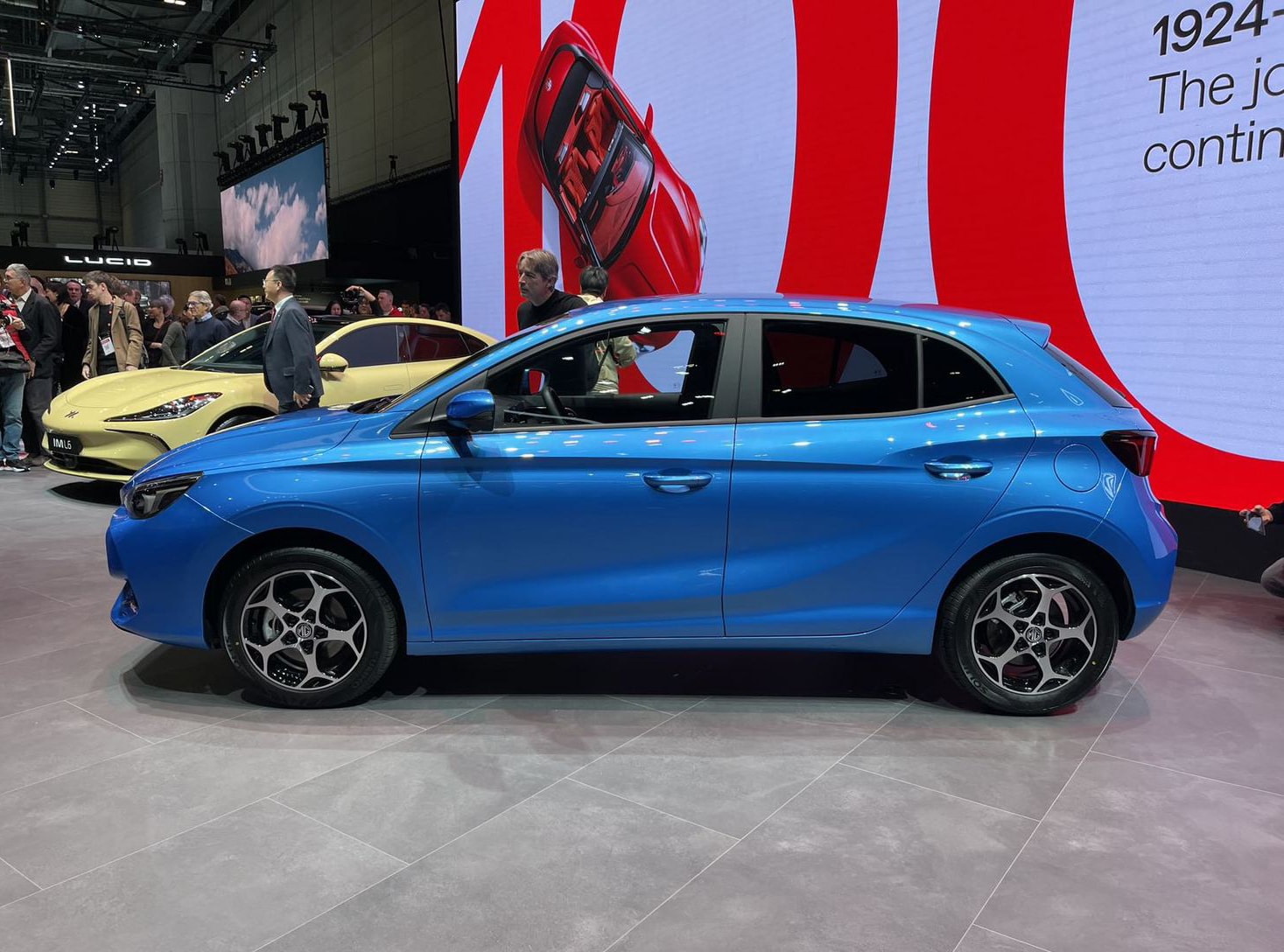 Xe đô thị MG3 trình làng thế hệ mới với công nghệ hybrid vượt xa Nhật Bản? 412206