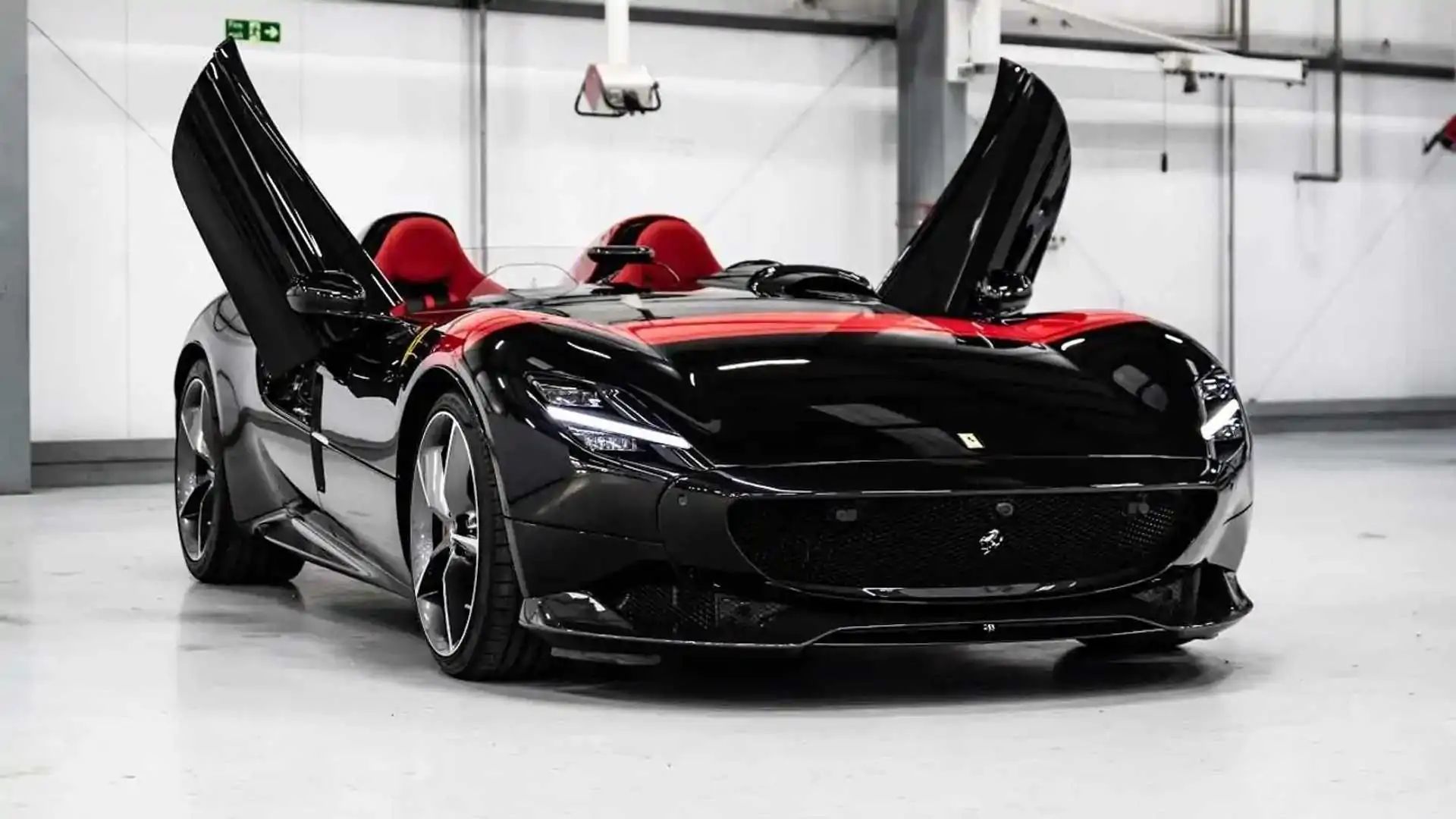 ‘Quái thú’ Erling Haaland và bộ sưu tập ô tô đắt đỏ: Đầy đủ từ Rolls-Royce tới Mercedes 415760