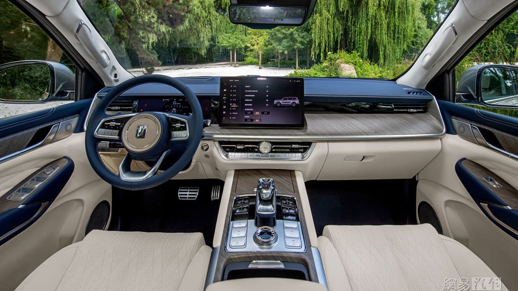 GWM mở bán SUV mới: Đấu Toyota Land Cruiser với giá quy đổi chưa bằng một nửa, sáng cửa về Việt Nam 418332