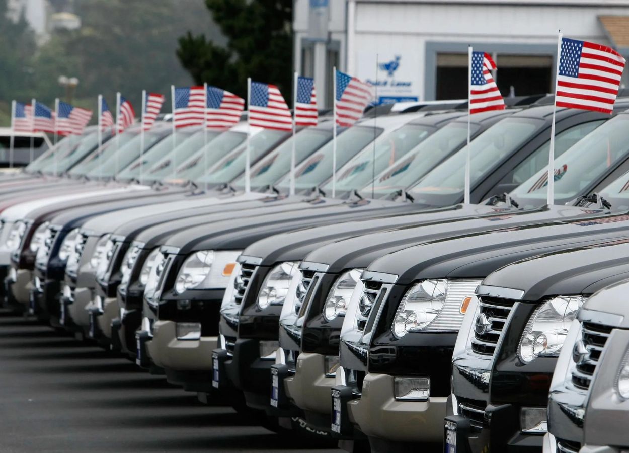 Mỹ: Hơn 3/4 lượng người dùng tin rằng đại lý ô tô bán xe kiểu ‘bia kèm lạc’ 419434