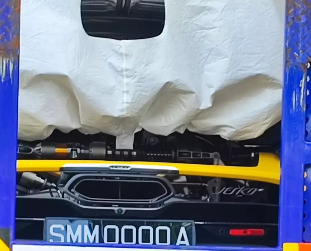 Siêu xe  Koenigsegg Jesko đầu tiên tại Đông Nam Á đã ra biển, giá quy đổi gần 300 tỷ đồng 420252