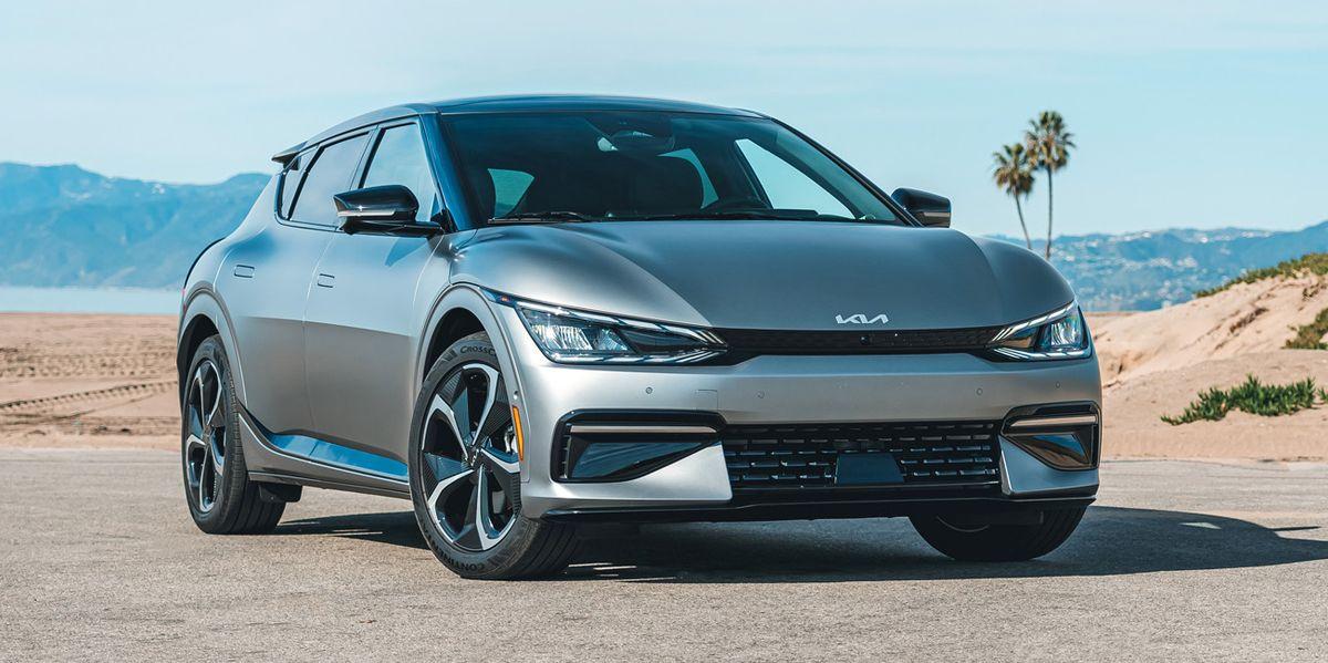 10best-trucks-suvs-2023-kia-ev6-107-1673299609