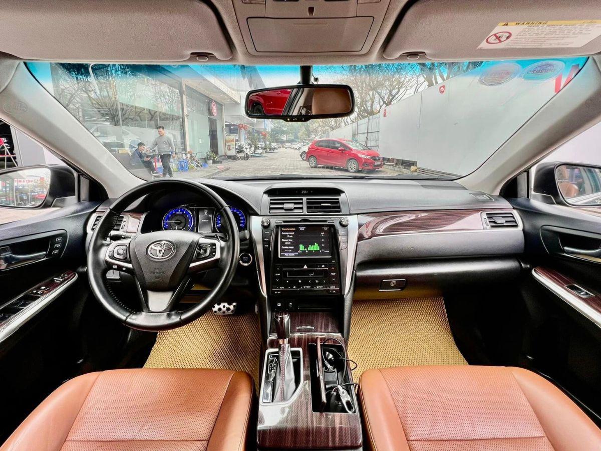 Toyota Camry mới lăn bánh 5 năm đã mất giá ngang một chiếc Mazda CX-5 423130