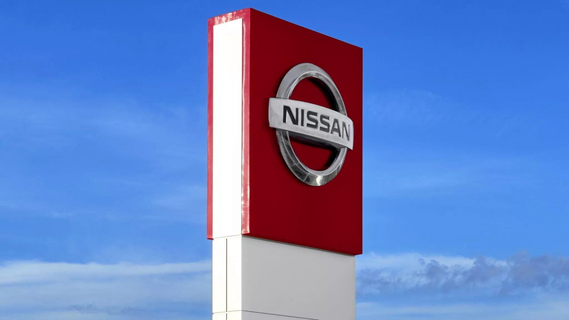 Nissan-Dealer-2048x1152_result