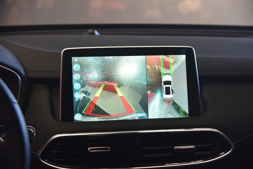 SUV cỡ C MG HS nhận ưu đãi ‘khủng’ tại đại lý dù mới trình làng bản nâng cấp 423857