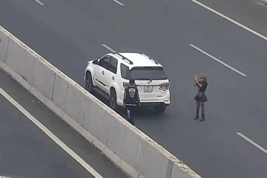 5d8811802cc5c59b9cd4_ATAE