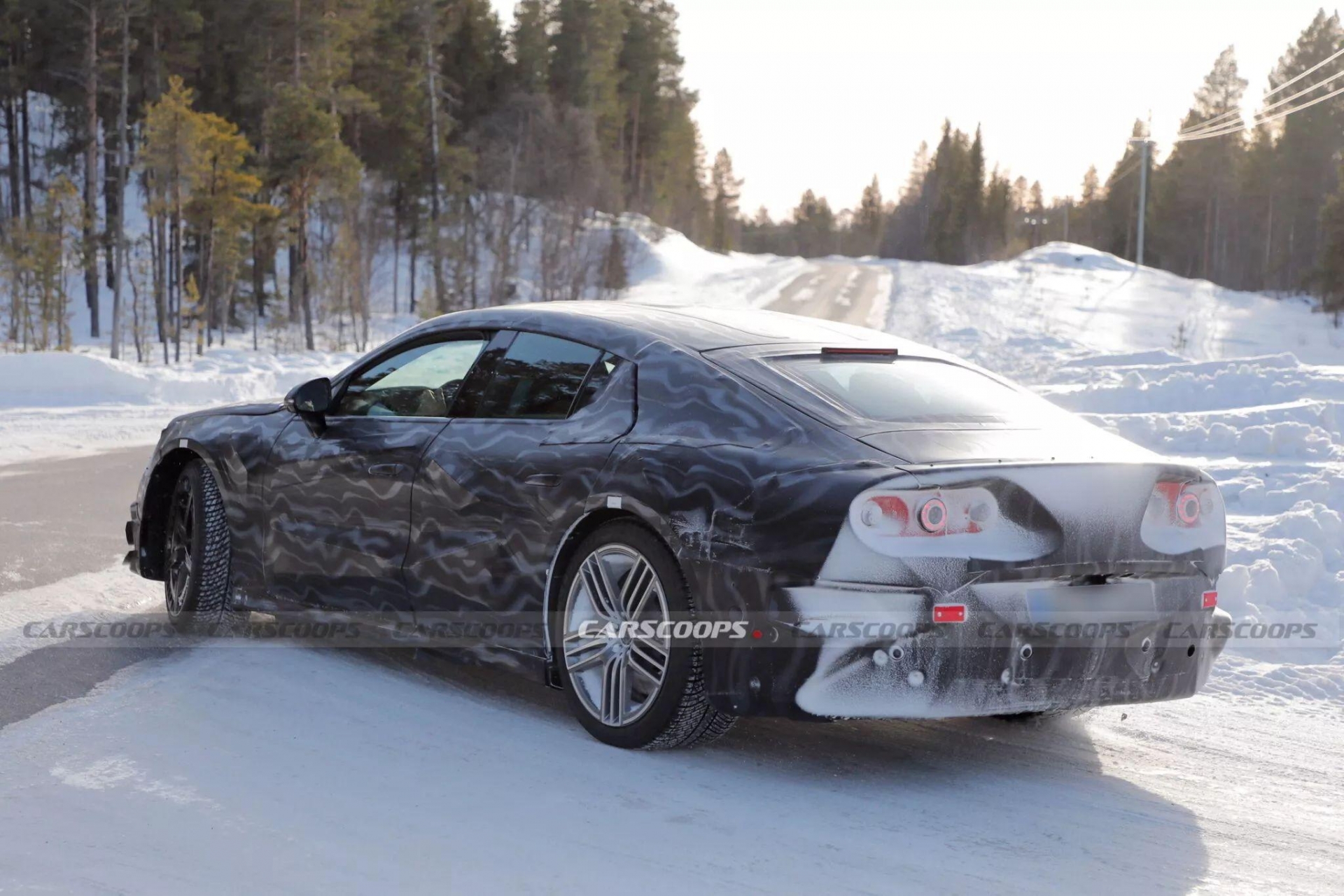 2026-Mercedes-AMG-GT-4-Door-EV-15-2048x1366_result