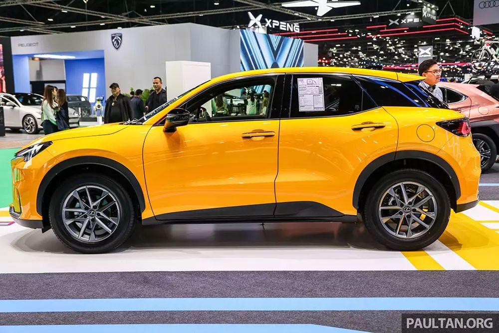 Chi tiết SUV Lexus LBX - phiên bản sang trọng của Toyota Yaris Cross vừa ra mắt tại Thái Lan  430900