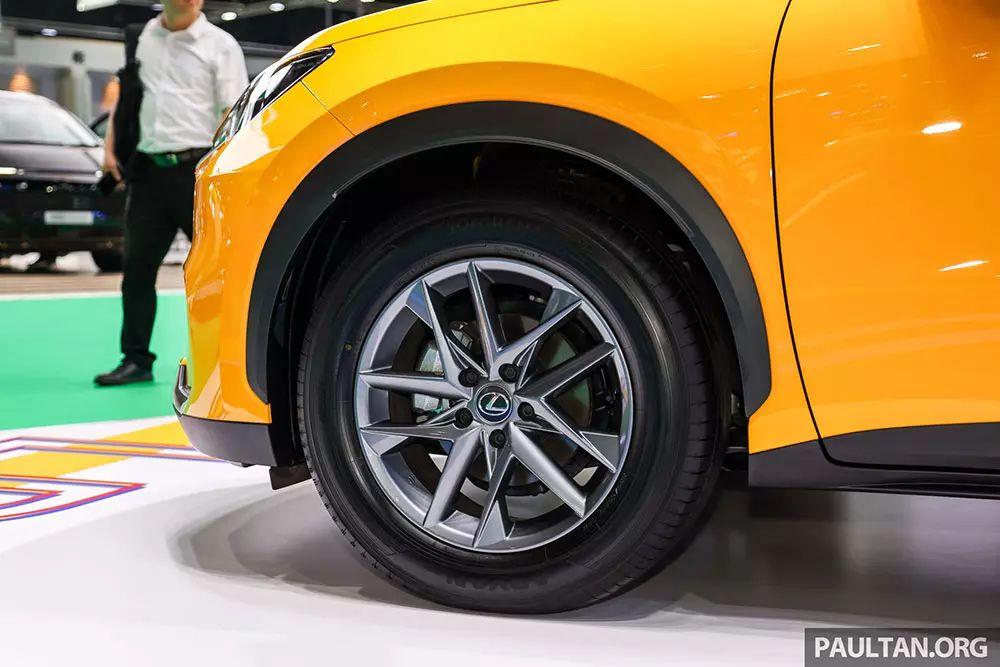 Chi tiết SUV Lexus LBX - phiên bản sang trọng của Toyota Yaris Cross vừa ra mắt tại Thái Lan  430901