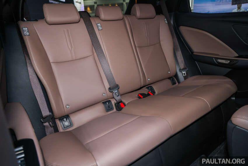 Chi tiết SUV Lexus LBX - phiên bản sang trọng của Toyota Yaris Cross vừa ra mắt tại Thái Lan  430908