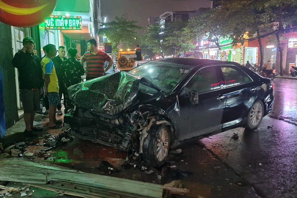 Vụ ô tô Camry gây tai nạn liên hoàn tại Nam Định: Tài xế đối mặt hình thức xử phạt nào? 440178