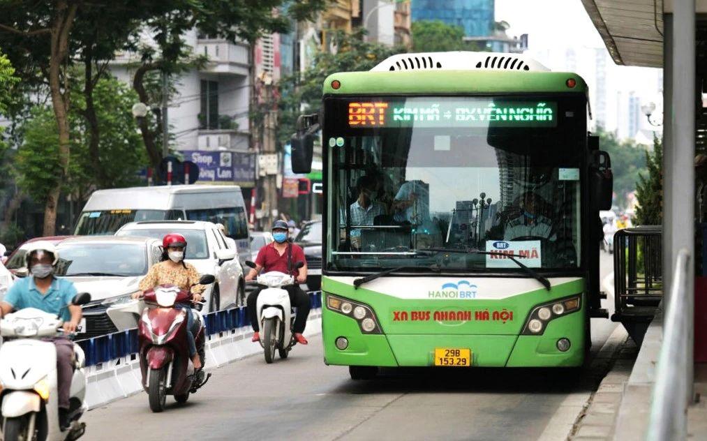 Cộng đồng mạng nói gì khi Hà Nội ‘hi sinh’ tuyến xe buýt nhanh BRT giá nghìn tỷ? 444658
