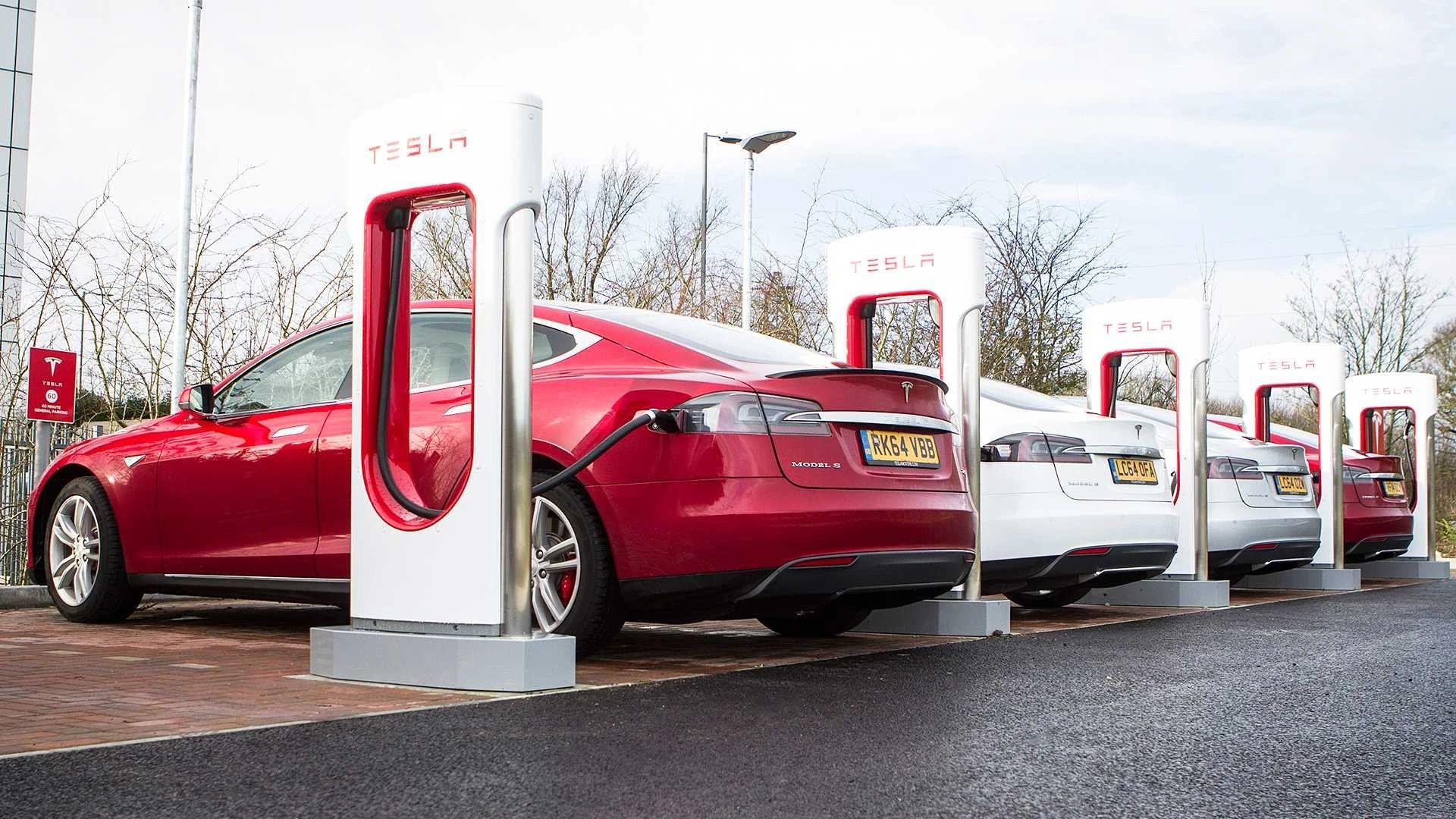 tesla-supercharger-16760825188121571984934_result