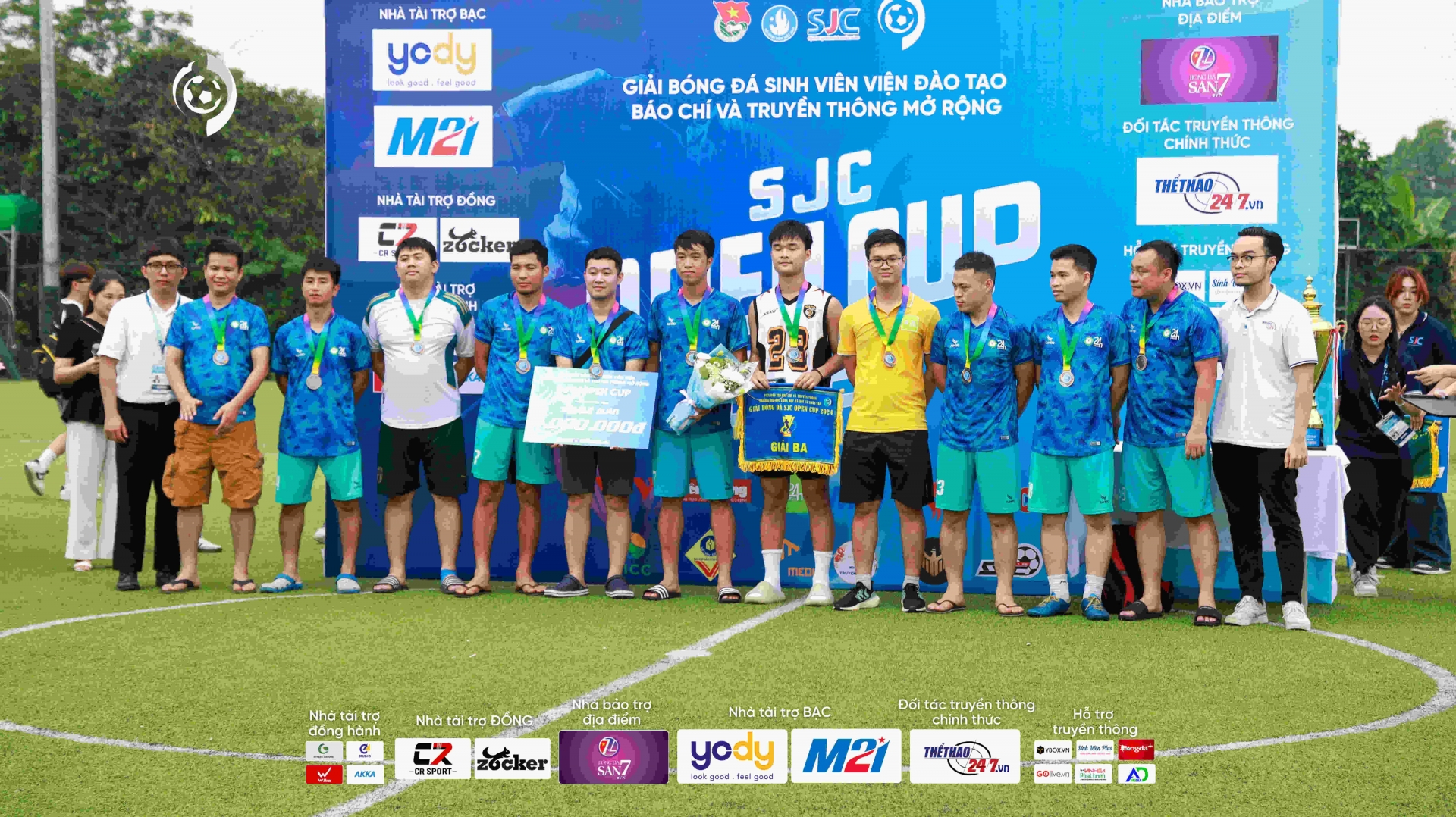 Mưa bàn thắng tại chung kết SJC Open Cup 2024: Đội bóng báo Tiền Phong lên ngôi vô địch 465361