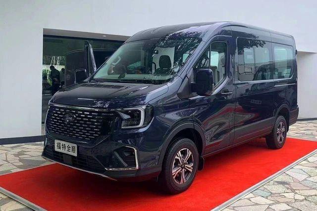 Ford Transit 2024 ấn định thời điểm ra mắt khách Việt, giá dự kiến cao hơn bản tiền nhiệm? 474594