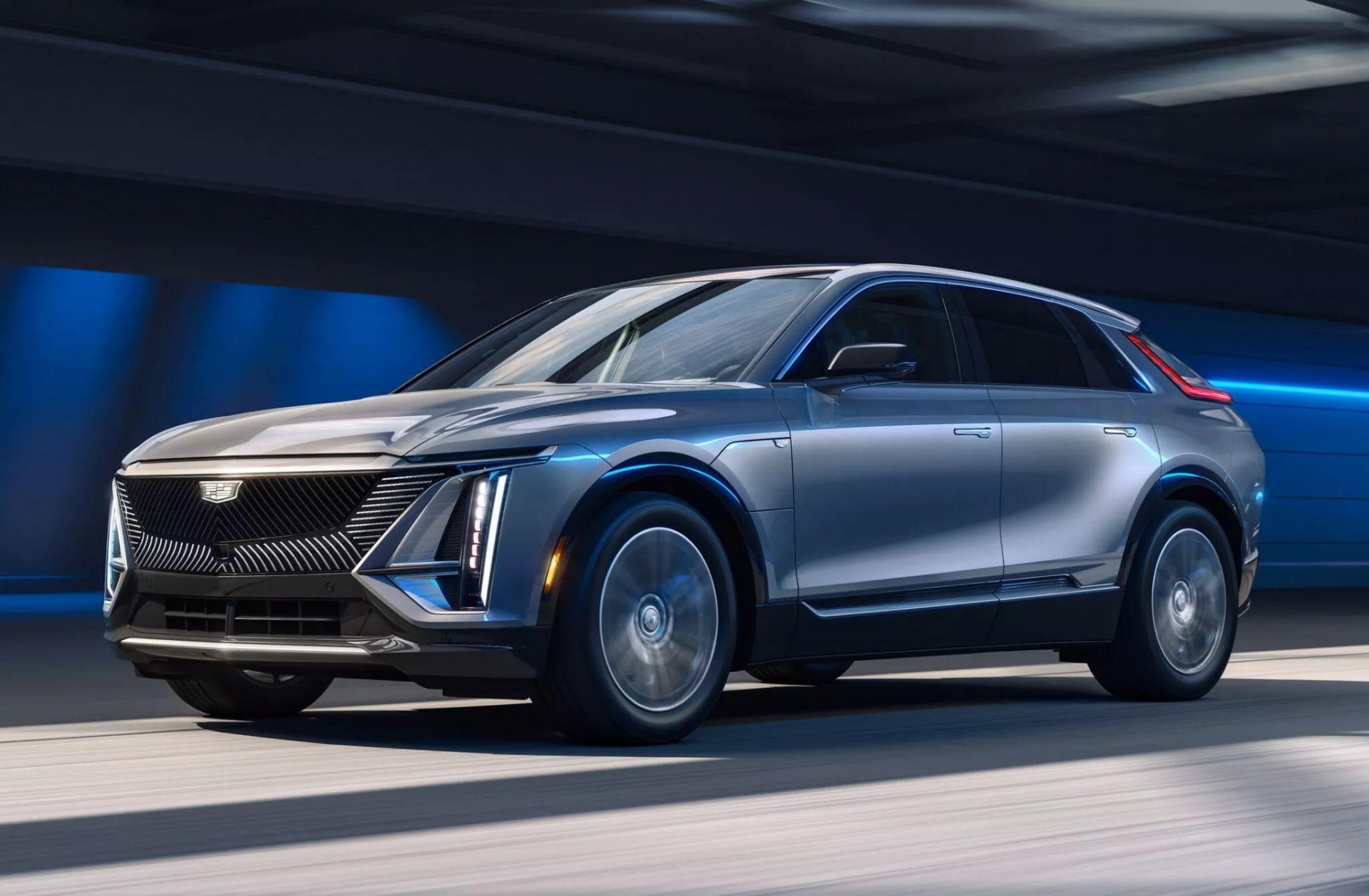 2024-Cadillac-Lyriq-2048x1341_result