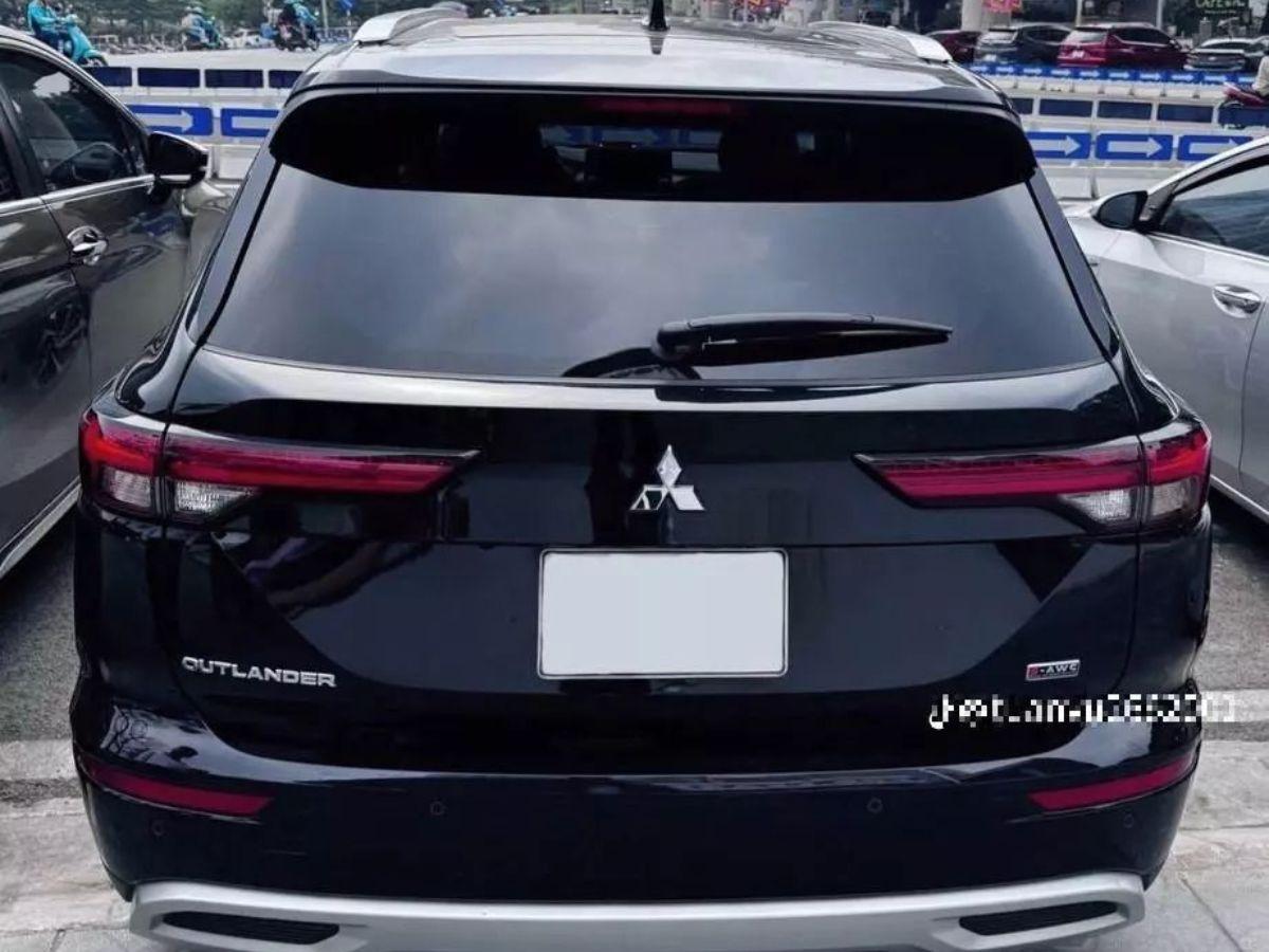 Mitsubishi Outlander thế hệ mới lộ diện ‘không che’ tại Hà Nội, ngày ra mắt đã cận kề? 487712