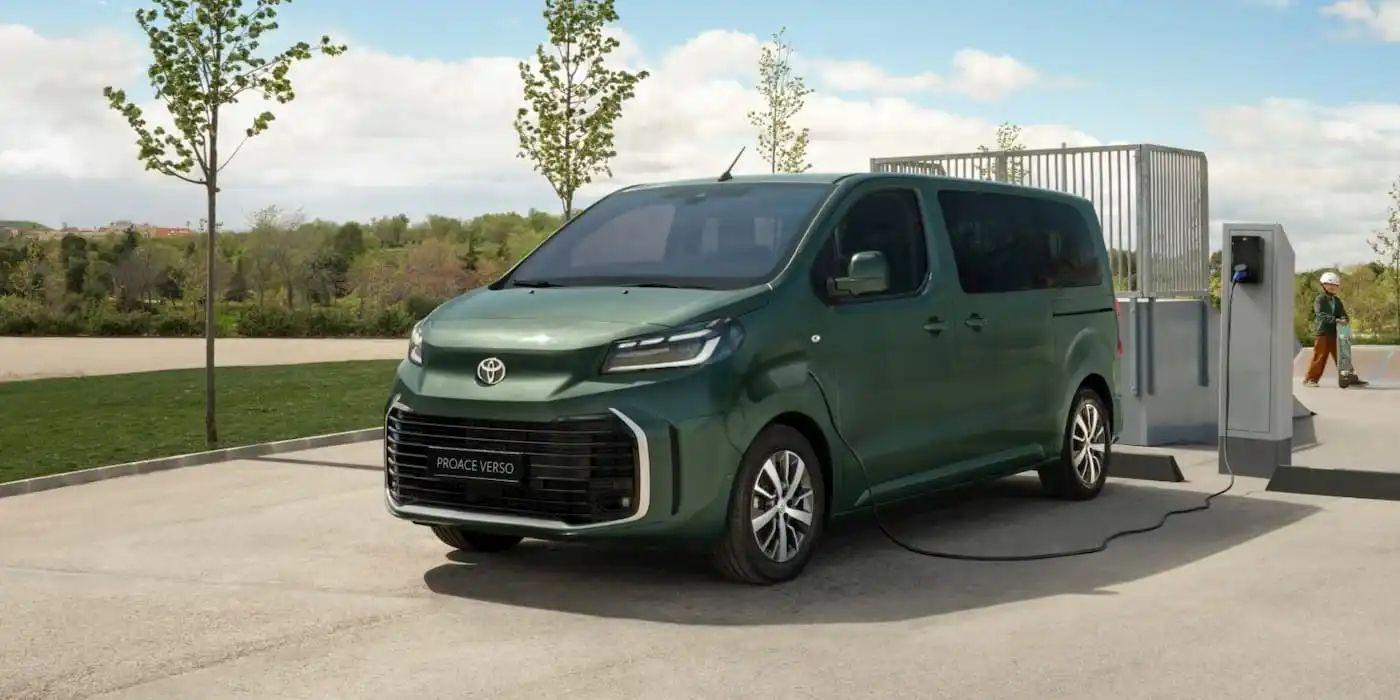 Toyota trình làng hai mẫu MPV điện mới: Chở tối đa 9 người, tầm hoạt động hơn 300 km 511178