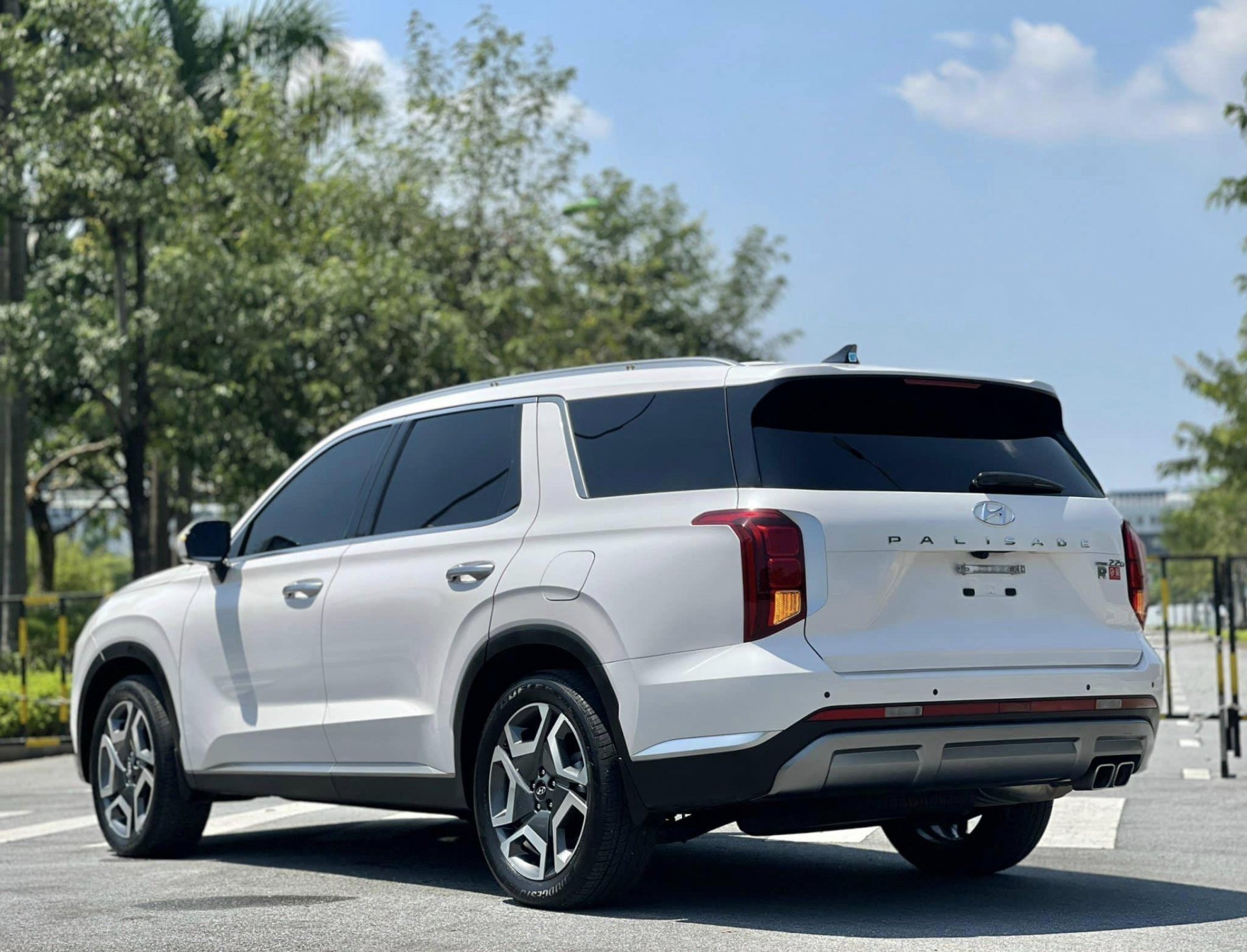 Hyundai Palisade 2023 ‘full option’ lên sàn xe cũ với giá khó tin sau chưa đầy 1 năm lăn bánh 533195