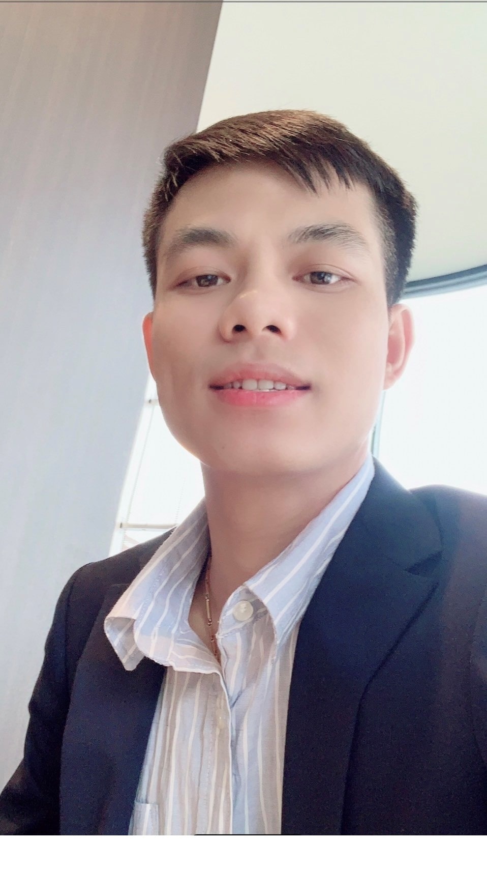 Hàn Quốc Hùng (Nguyễn Đình Hùng) chàng trai 9x quê Hà Tĩnh đam mê các sản phẩm công nghệ khởi nghiệp thành công 87206