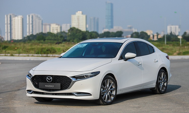 Doanh số giảm nhẹ, Mazda3 vẫn dẫn đầu phân khúc sedan hạng C 315339