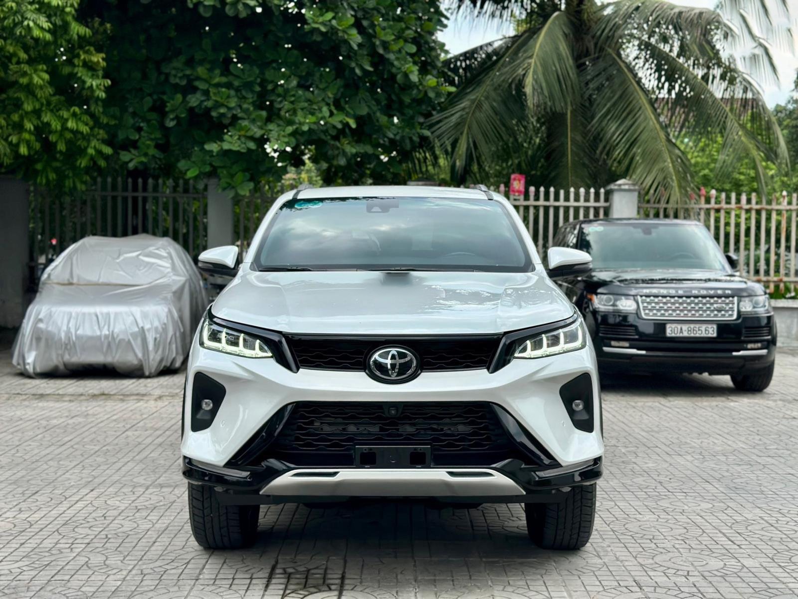 Toyota Fortuner giảm giá cực 