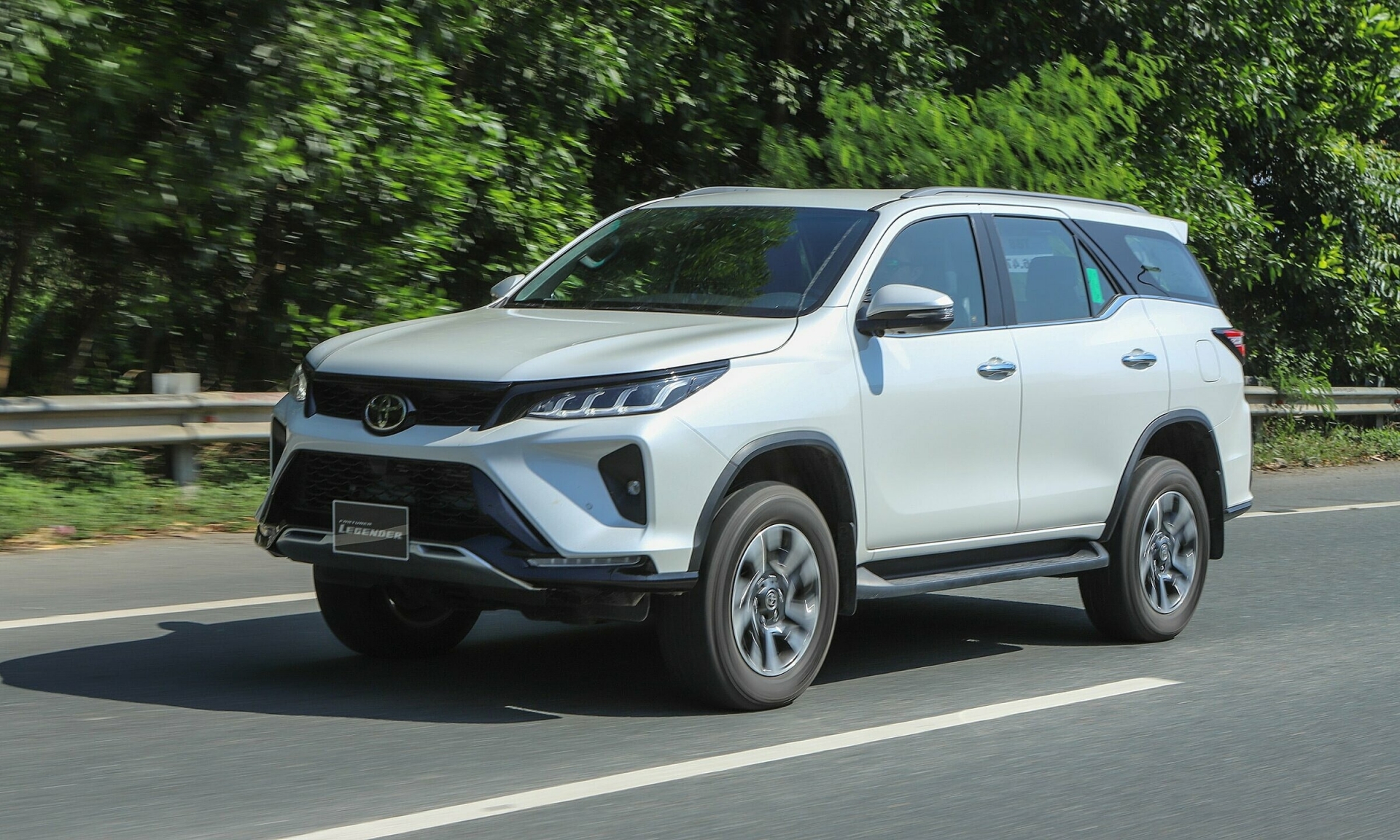 Toyota Fortuner giảm giá cực 