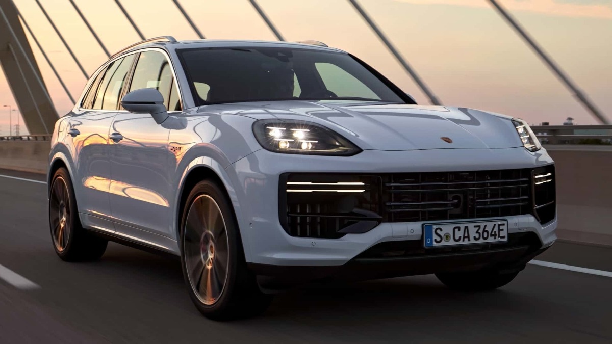 2024-porsche-cayenne-turbo-e-h-2