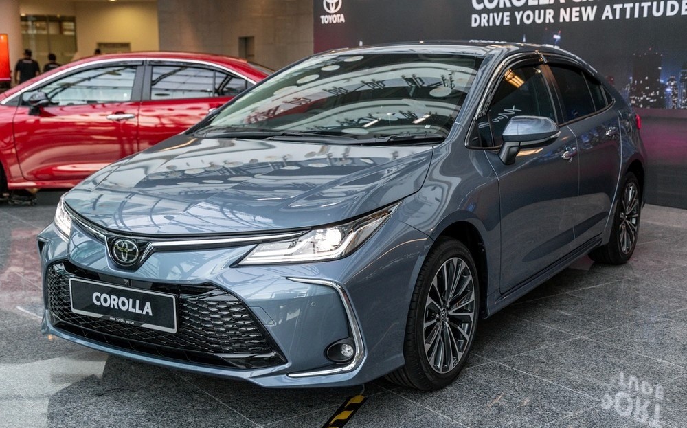 toyota-corolla-altis-2023-1-d758