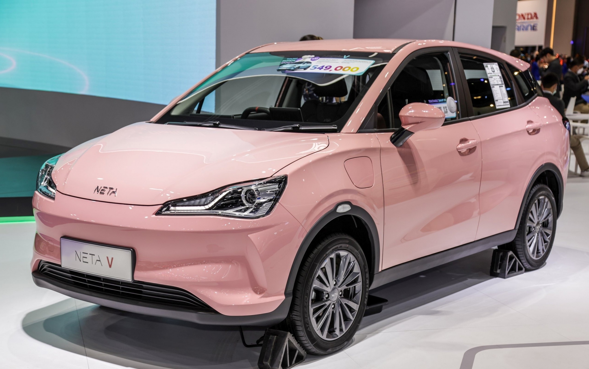 Ô tô điện sắp bán tại Việt Nam ghi nhận mức doanh số kỷ lục 323538