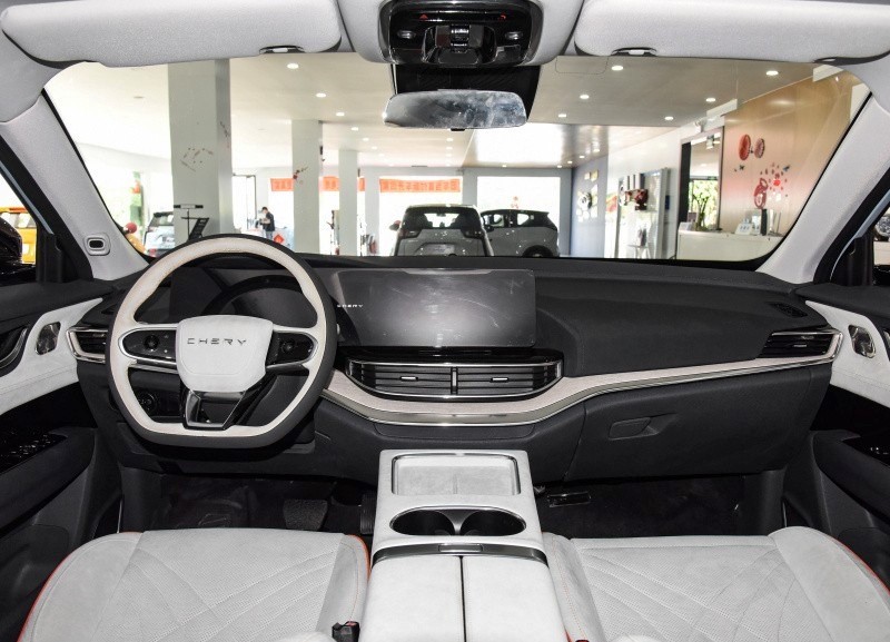 SUV điện cùng phân khúc VinFast VF8 chuẩn bị 