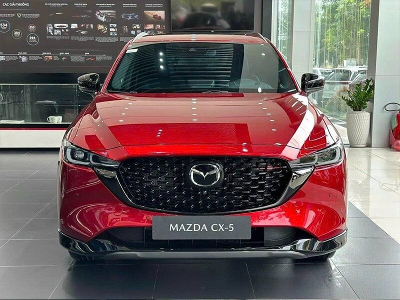 So sánh Toyota Yaris Cross hybrid và Mazda CX-5 Premium: Cùng tầm giá hơn 800 triệu đồng nên chọn xe nào? 329142