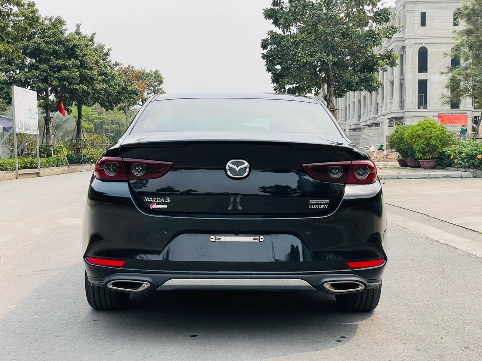 Chỉ sau 1 năm lăn bánh, Mazda3 