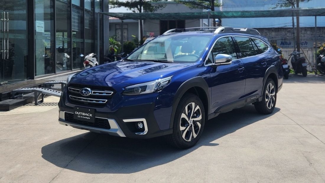 Subaru-Outback-2023-4