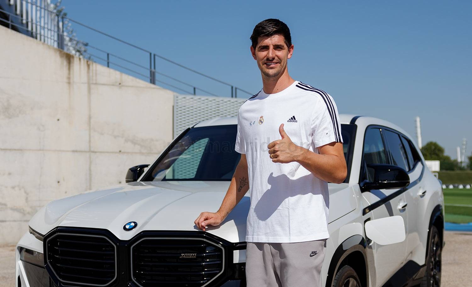 Chiêm ngưỡng 5 mẫu xe điện BMW được tặng cho các cầu thủ Real Madrid 339810