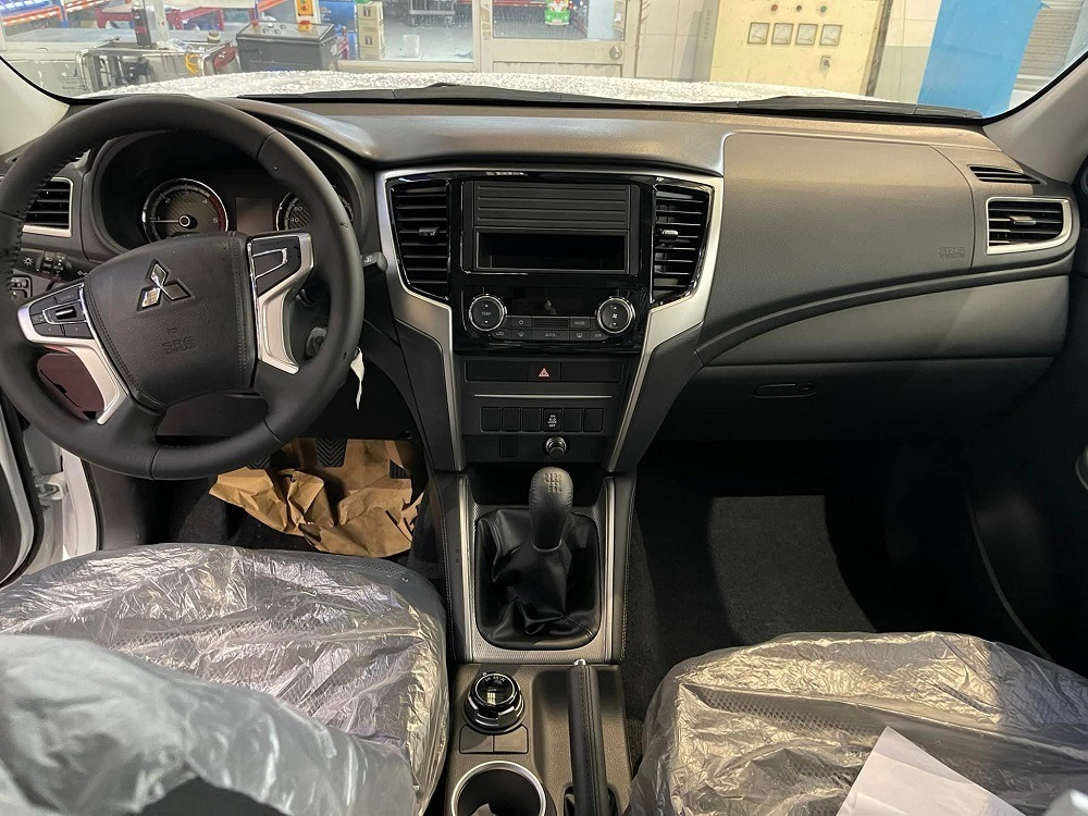 mitsubishi-triton-mt-2023-5-d420
